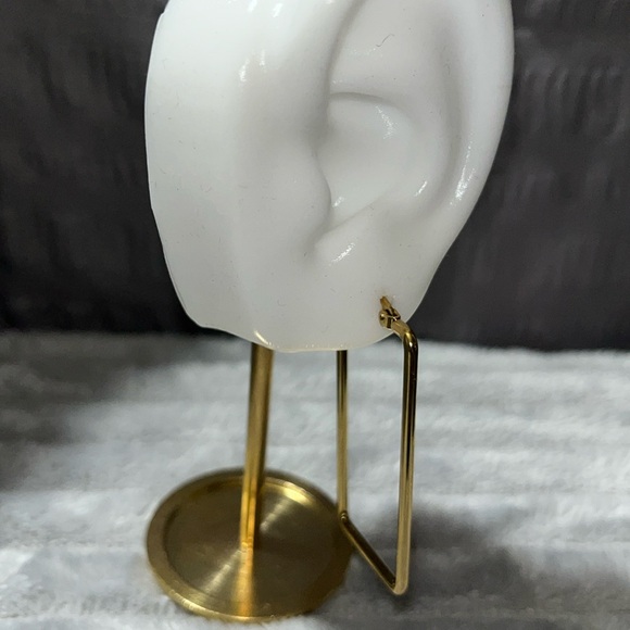 Fairly Rectangular - Picture 2 of 5